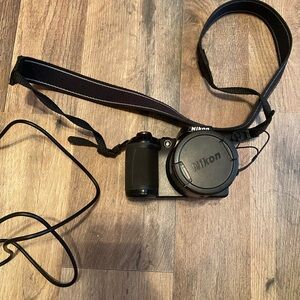 Nikon Coolpix L310 Digital Camera.